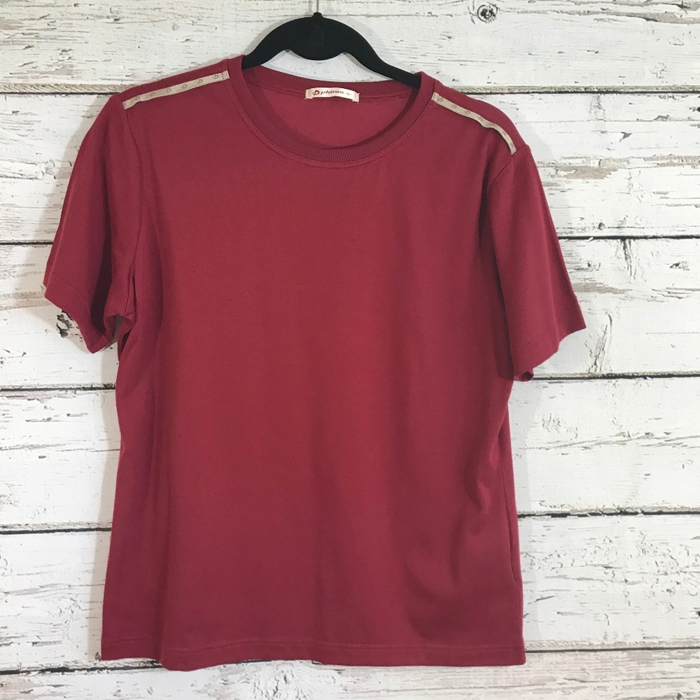 Phiten Dark Red Short Sleeve Top